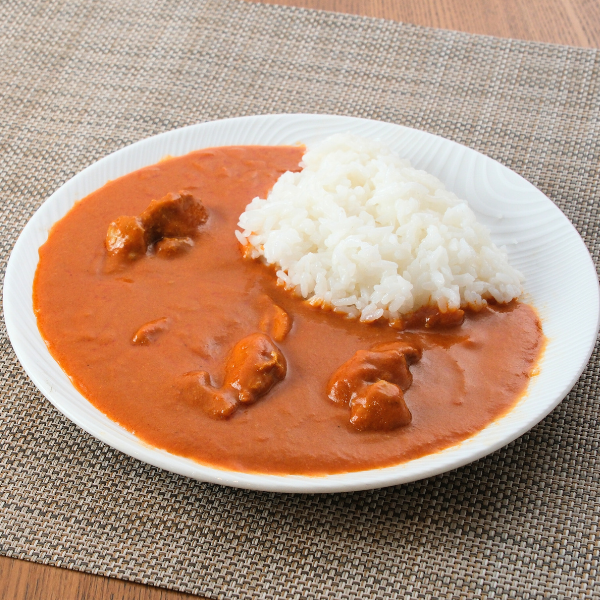 カシューナッツとトマトのバターチキンカレー