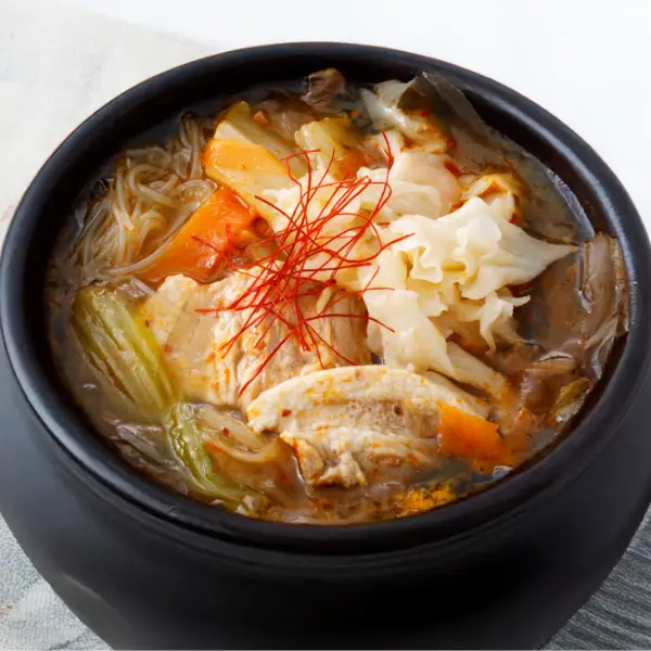 7種の具材の麻辣湯(春雨スープ)