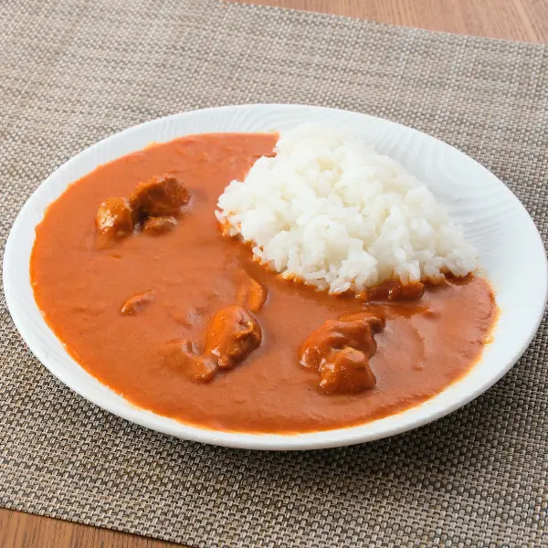 カシューナッツとトマトのバターチキンカレー